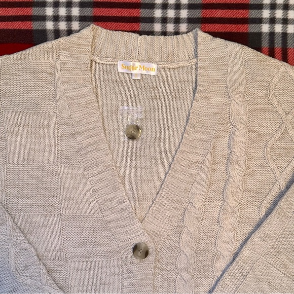 (#134) Sugar Moon 
Women’s Cardigan Sweater - Picture 2 of 11